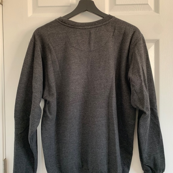 Giunness sweater - Picture 2 of 2